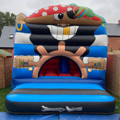 Customized Q Version Pirate Captain Bounce House Castle for Unisex Indoor and Outdoor Fun