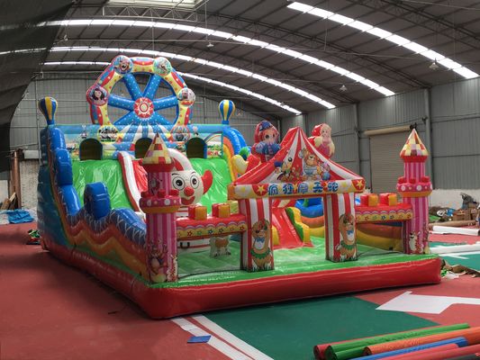 Plato PVC Tarpaulin Material Features Circus Inflatable Playground Bouncer Castle